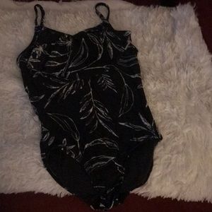 Full piece bathing suit